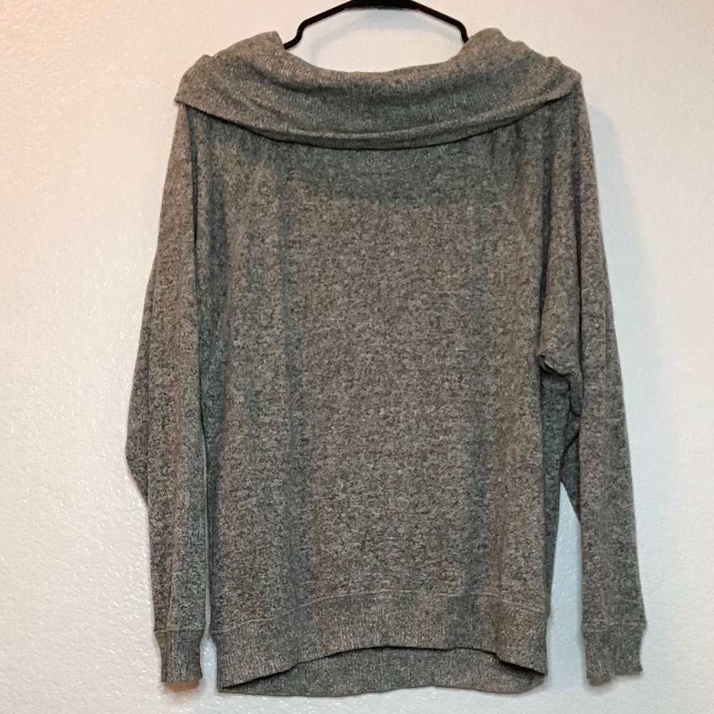 Sweater - Picture 3 of 5